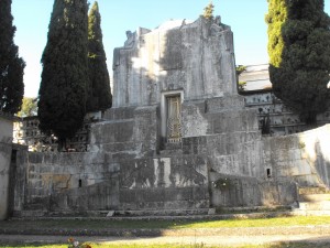 Cappella Campanari, Veroli, esterno 